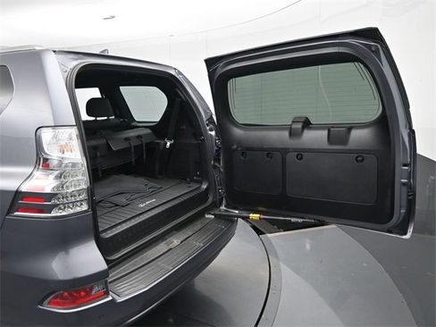Certified 2023 Lexus GX 460 Premium w/ Premium Plus Package image 22