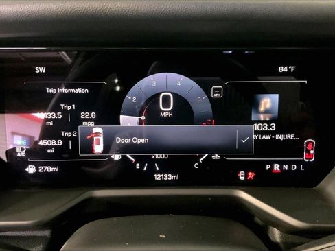 Used 2026 GMC Acadia Elevation w/ Elevation Premium Package FWD image 20