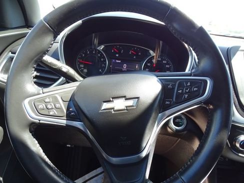 Certified 2022 Chevrolet Equinox LT FWD image 15