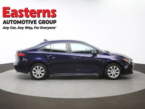 Used 2022 Toyota Corolla LE image 45
