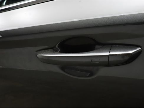 New 2026 Genesis G70 2.5T Prestige image 5