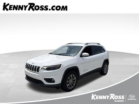 Used 2020 Jeep Cherokee Latitude Plus w/ Cold Weather Group AWD/4WD image 1