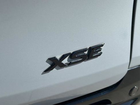 Certified 2025 Toyota Sienna XSE w/ XSE Premium Package image 14