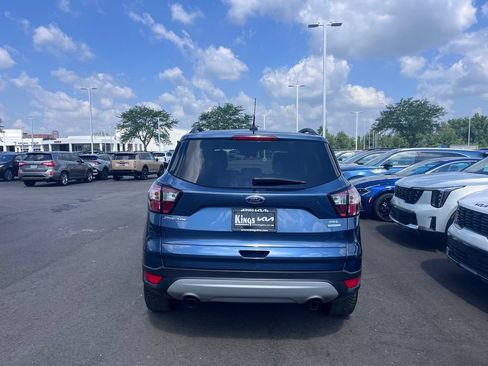 Used 2018 Ford Escape SEL FWD image 4