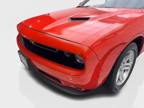 Used 2023 Dodge Challenger SXT w/ Plus Package image 16