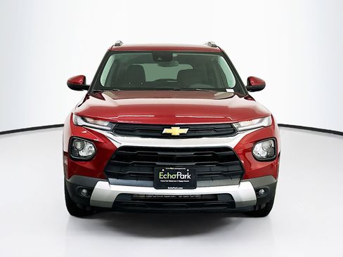 Used 2022 Chevrolet TrailBlazer LT image 2