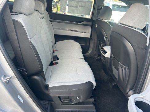 New 2025 Hyundai Palisade SE image 24