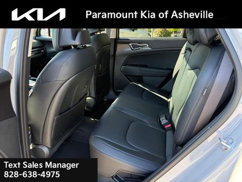New 2026 Kia Sportage EX w/ EX Panoramic Sunroof Package image 23