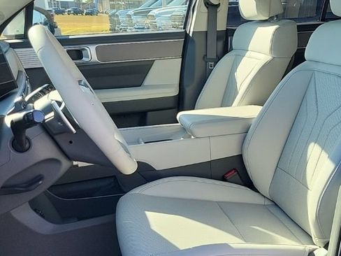 Certified 2025 Hyundai Santa Fe SEL FWD image 14