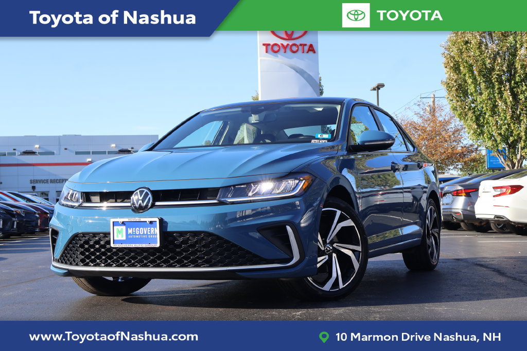 Used 2025 Volkswagen Jetta SEL FWD image 1