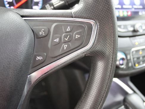 Used 2024 Chevrolet Malibu LT image 9