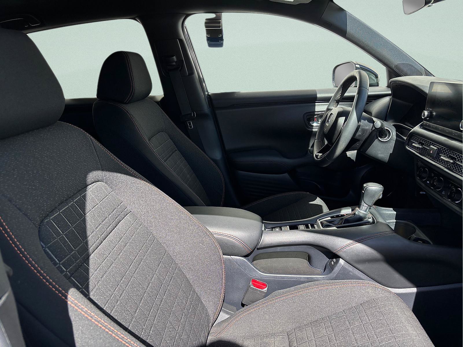 Certified 2024 Honda HR-V Sport image 32