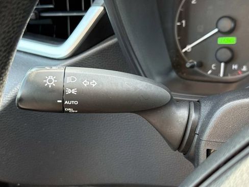 Used 2023 Toyota Corolla LE image 26