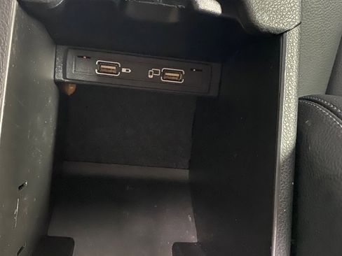 Used 2017 Mercedes-Benz GLA 250 image 19