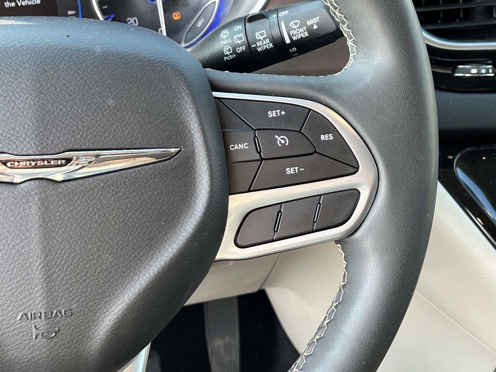 Used 2023 Chrysler Voyager LX FWD image 30