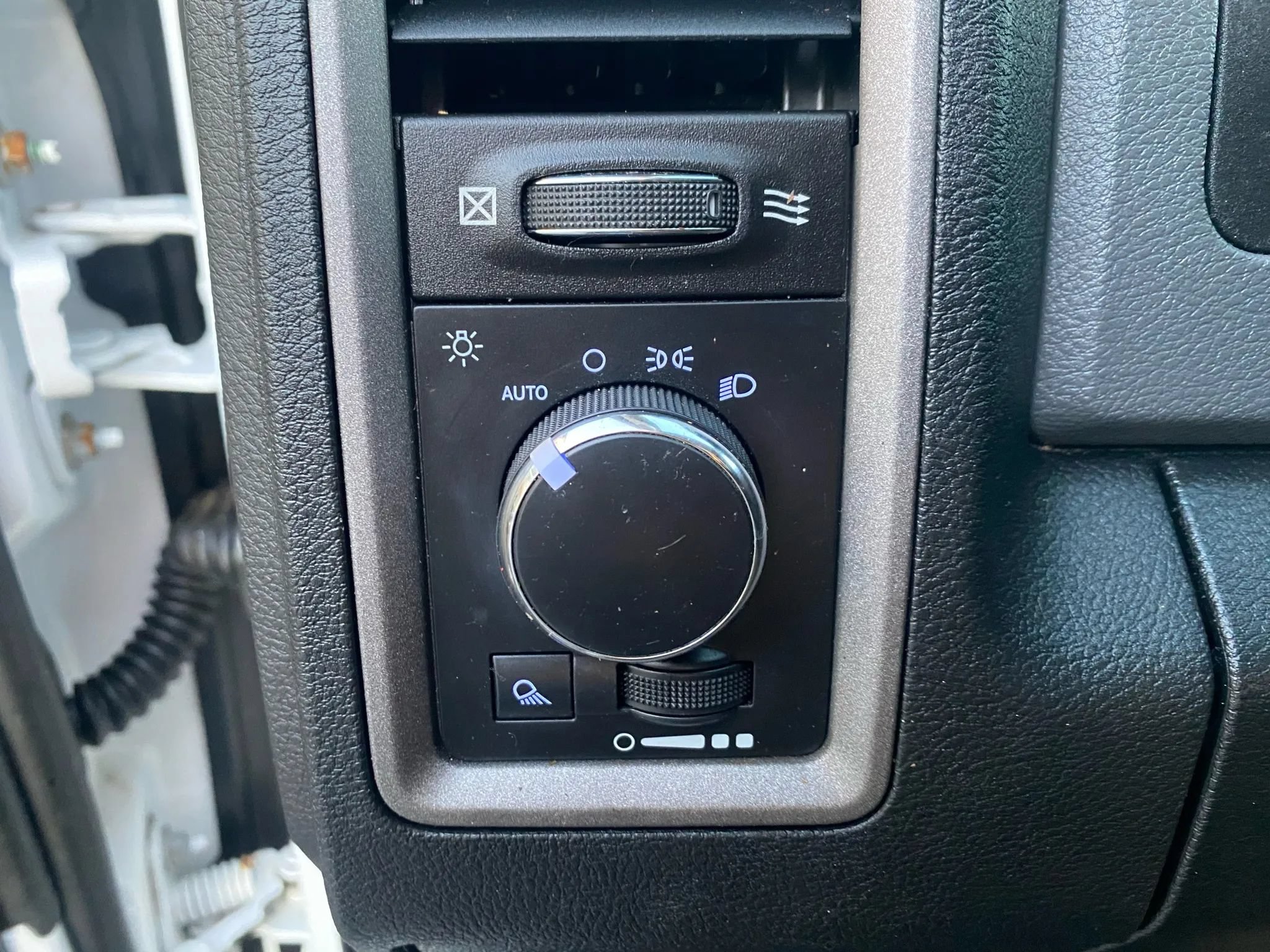 Used 2016 RAM 1500 Tradesman w/ Popular Equipment Group RWD image 17