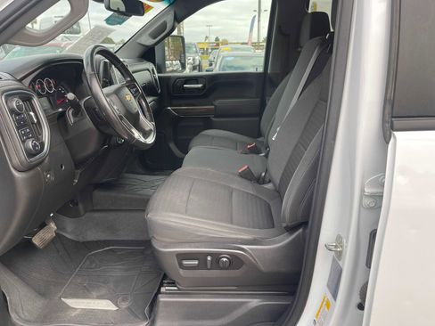 Used 2022 Chevrolet Silverado 3500 LT w/ Convenience Package image 27