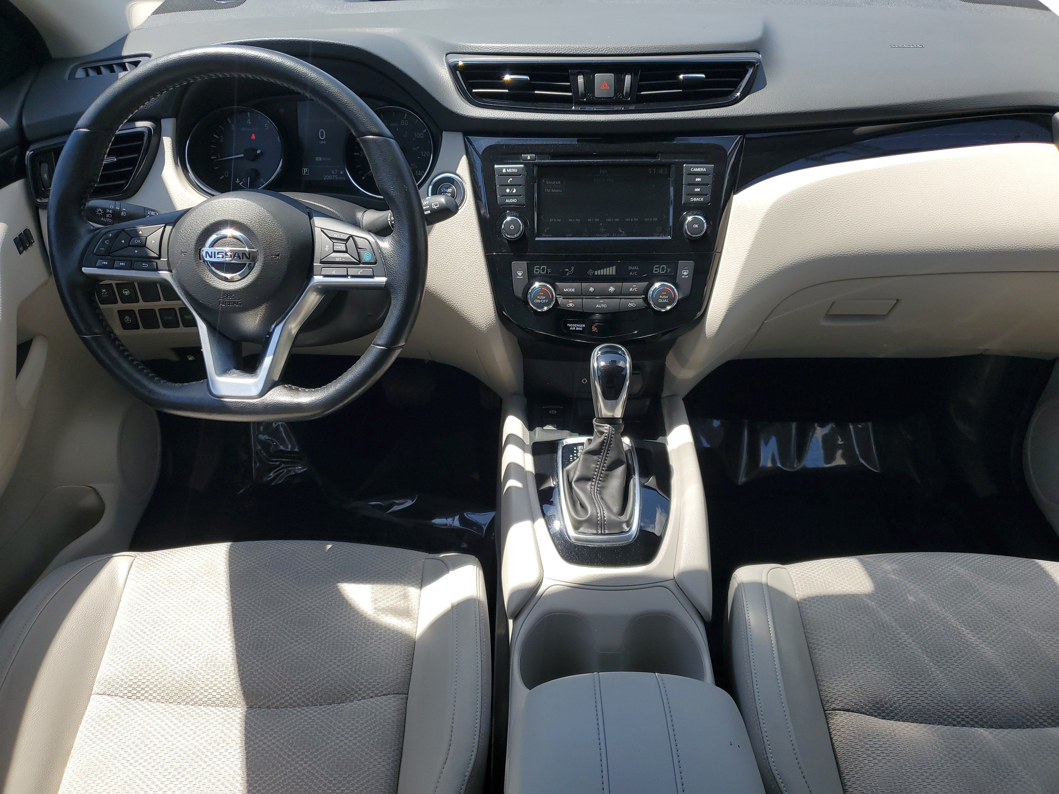 Certified 2022 Nissan Rogue Sport SV w/ Technology Package FWD image 15