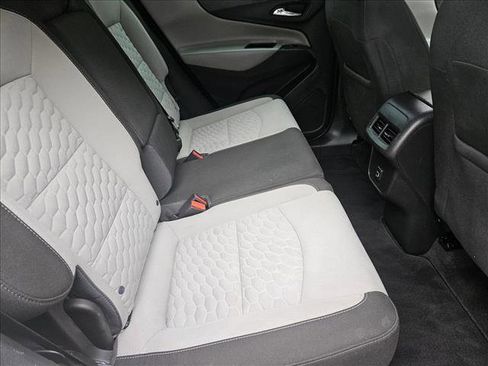 Used 2019 Chevrolet Equinox LS image 15