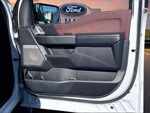 Certified 2023 Ford F150 Lariat AWD/4WD image 25