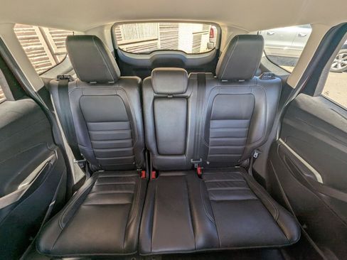 Used 2017 Ford Escape SE w/ SE Leather Comfort Package AWD/4WD image 20