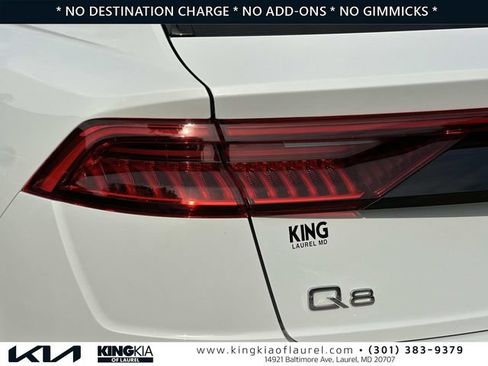 Used 2023 Audi Q8 Premium Plus AWD/4WD image 29