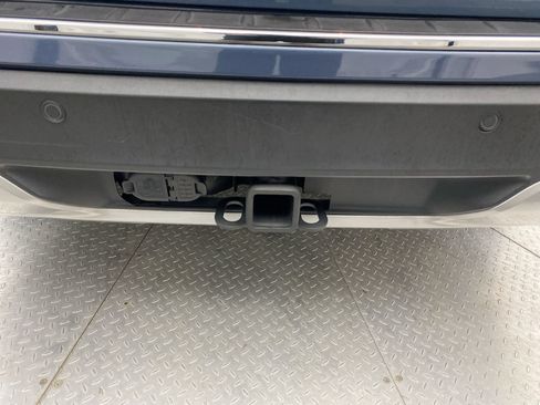 Used 2021 Ford Explorer Limited w/ Equipment Group 301A AWD/4WD image 28