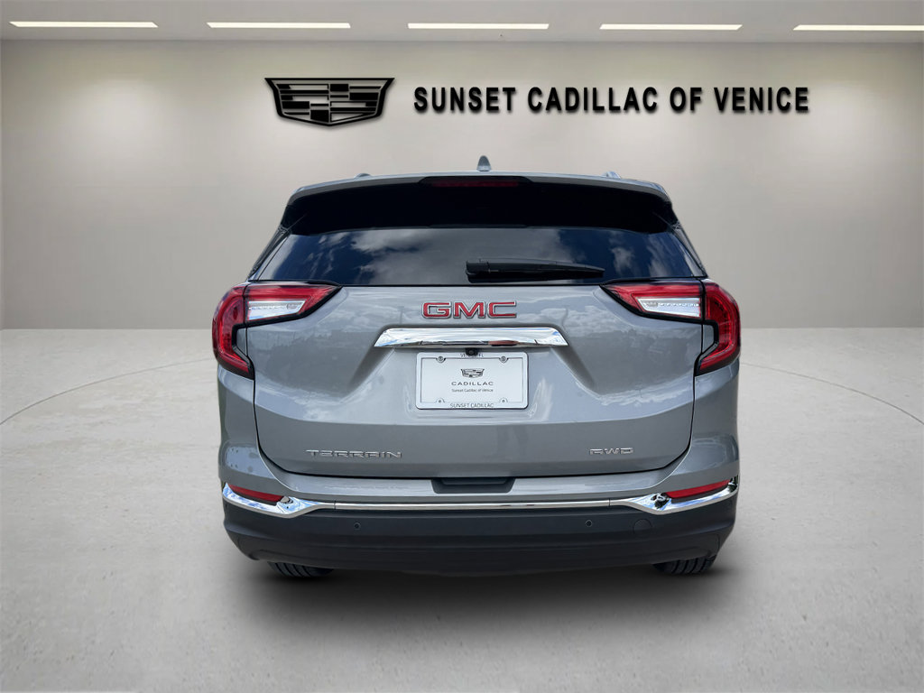 Used 2024 GMC Terrain SLT w/ Tech Package AWD/4WD image 4