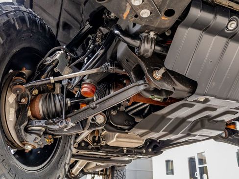 Used 2025 Chevrolet Silverado 2500 Custom w/ Custom Value Package image 12