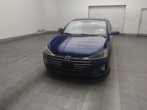 Used 2020 Hyundai Elantra SE FWD image 15