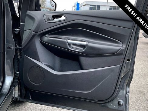 Used 2018 Ford Escape SE image 26