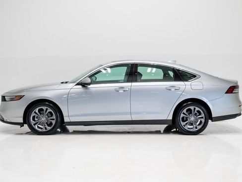 Used 2023 Honda Accord EX image 23