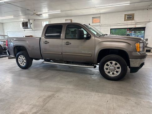 Used 2013 GMC Sierra 2500 SLT AWD/4WD image 5