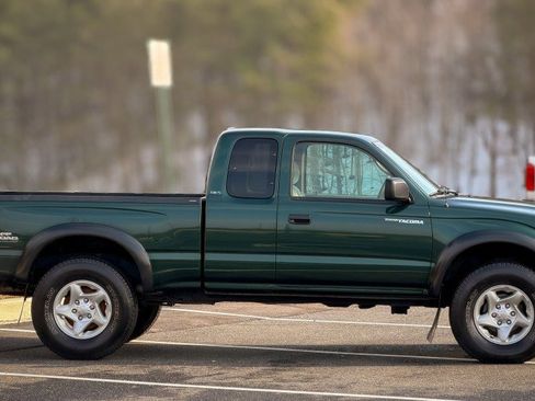 Used 2004 Toyota Tacoma 4x4 Xtracab V6 image 3