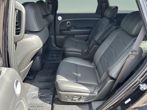 New 2026 Hyundai Palisade Calligraphy FWD image 17