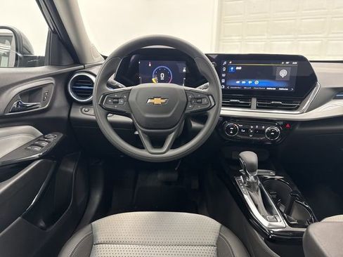New 2026 Chevrolet Trax LT FWD image 23