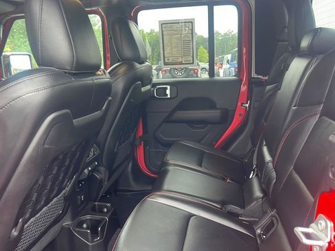 Used 2023 Jeep Gladiator Rubicon w/ LED Lighting Group AWD/4WD image 27