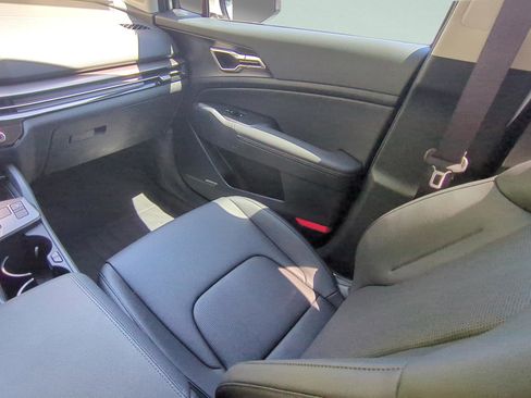 New 2026 Kia Sportage EX AWD/4WD image 16