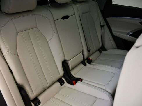 Used 2025 Audi Q5 Premium Plus w/ Premium Plus AWD/4WD image 52