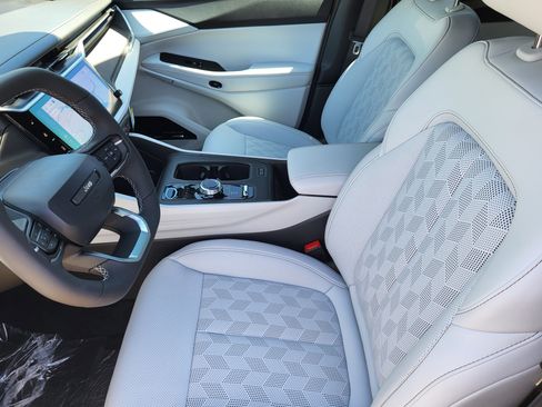 New 2026 Jeep Cherokee Overland AWD/4WD image 27