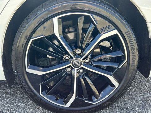 Certified 2025 Nissan Altima 2.5 SR FWD image 11