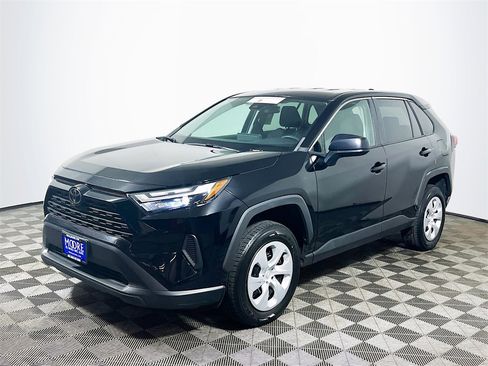 Certified 2023 Toyota RAV4 LE image 4