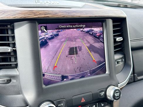 Used 2020 RAM 1500 Laramie image 13