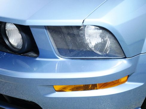 Used 2006 Ford Mustang GT Premium image 16