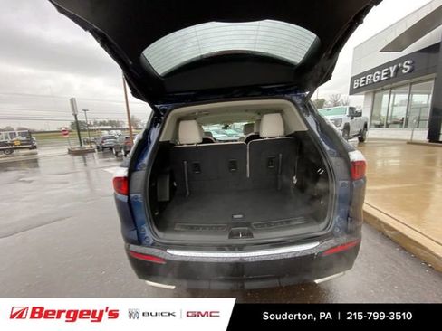 Certified 2023 Buick Enclave Essence image 29