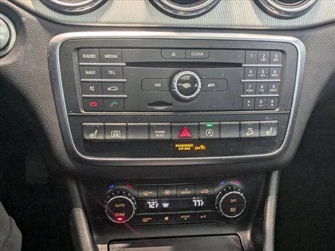 Used 2017 Mercedes-Benz GLA 250 4MATIC image 13