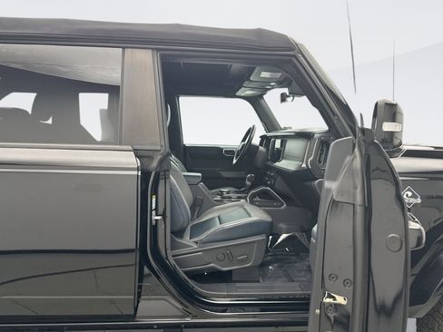 Used 2022 Ford Bronco Outer Banks image 18