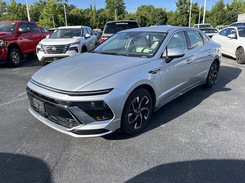 Used 2024 Hyundai Sonata SEL FWD image 7
