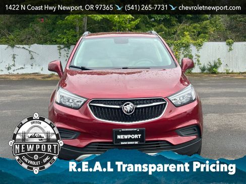 Used 2022 Buick Encore Preferred w/ Safety Package AWD/4WD image 2