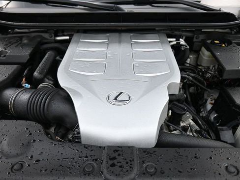 Used 2018 Lexus GX 460 Premium w/ Premium Package image 32